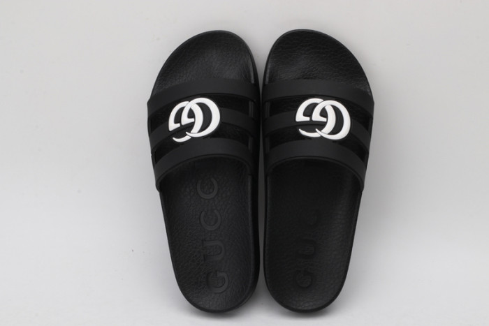 Gucc* Sandal33