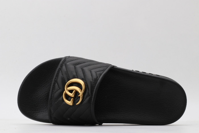 Gucc* Sandal17