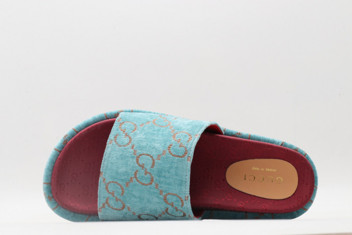 Gucc* Sandal68