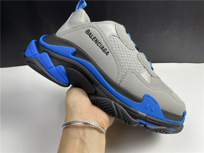 TRIPLES TRAINER SNEAKERS 2000033