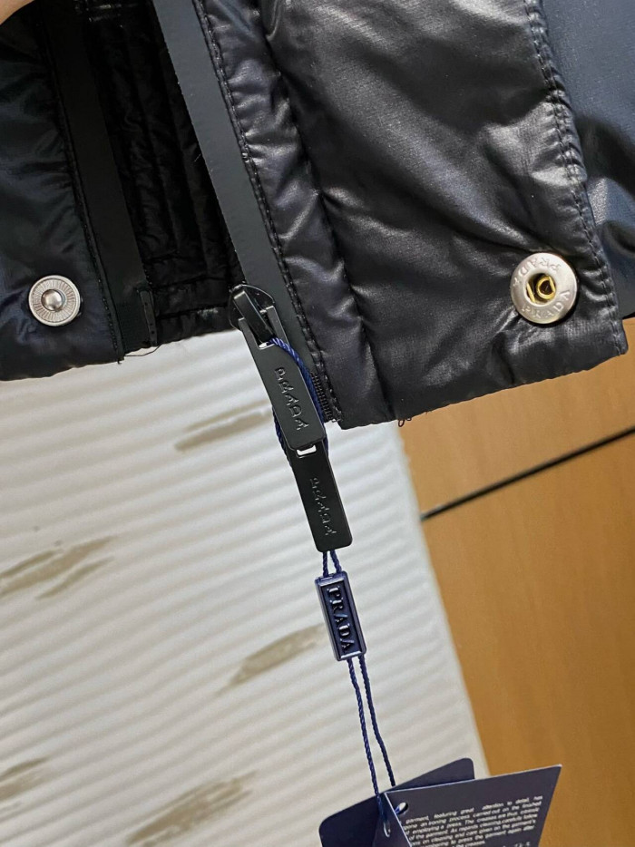 PRAD* CLOTHES PRA102