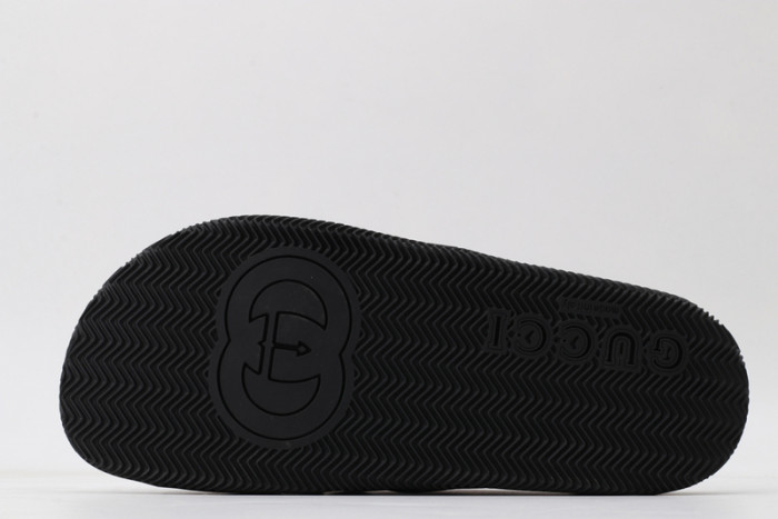 Gucc* Sandal20