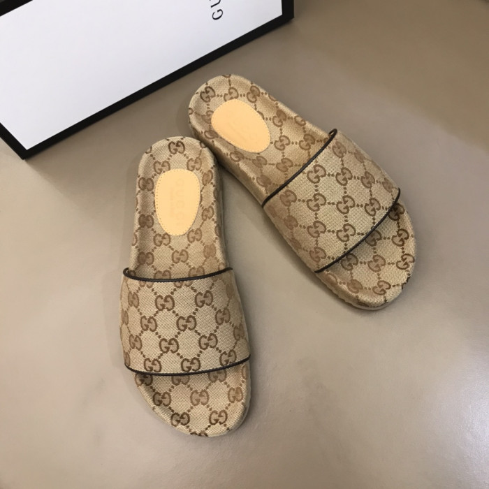 Gucc* Sandal 210