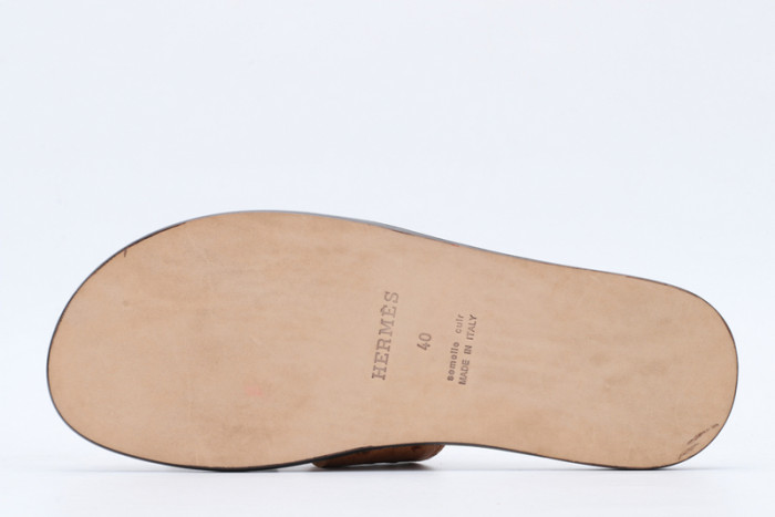 Herme* Sandal11