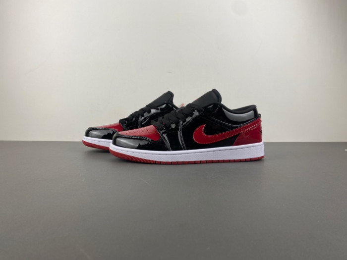 Air Jordan 1 Low ''White Toe'' 553558-063