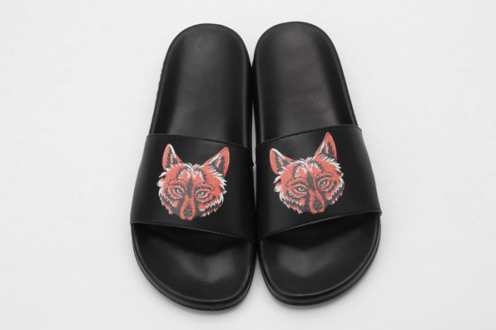 Gucc* Sandal54