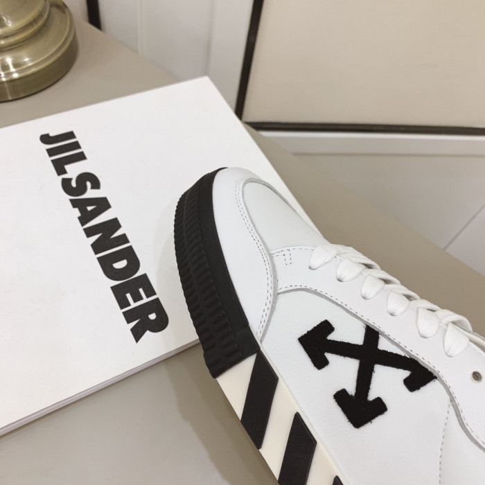 OFW Sneakers OW20240803
