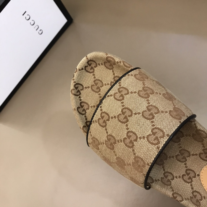 Gucc* Sandal 210