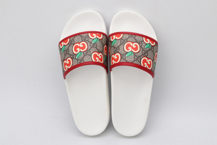 Gucc* Sandal25