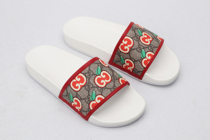 Gucc* Sandal25