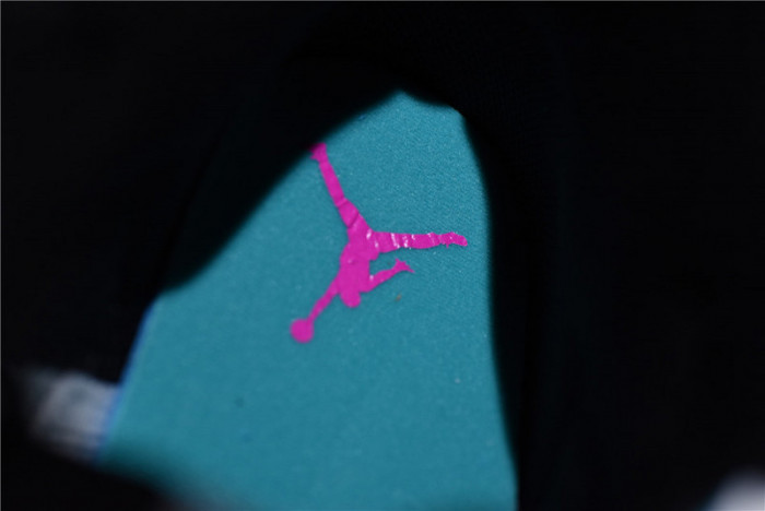 Air Jordan 1 Mid South Beach 852542-306