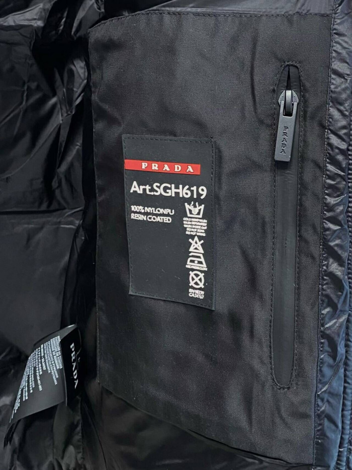 PRAD* CLOTHES PRA102