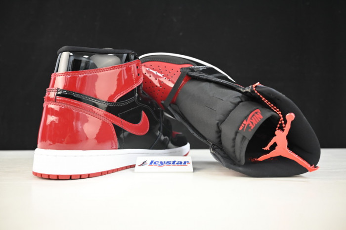 AIR JORDAN 1 HIGH OG