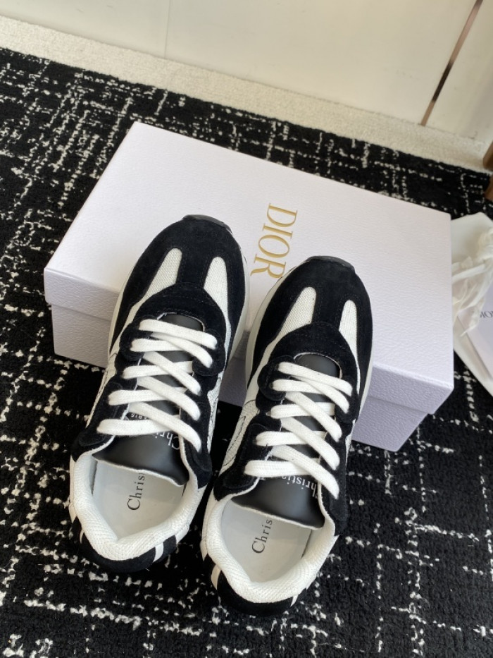DIOR SNEAKERS