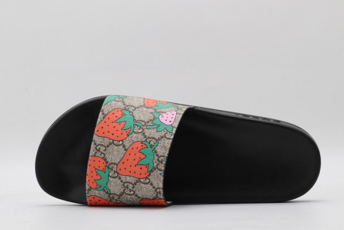 Gucc* Sandal44