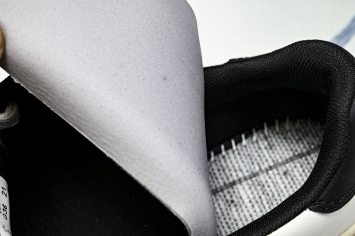 AMIRI SNEAKER