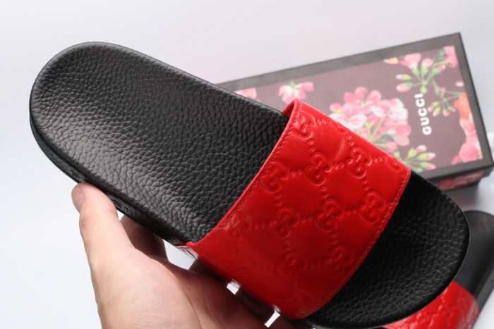 Gucc* Sandal61