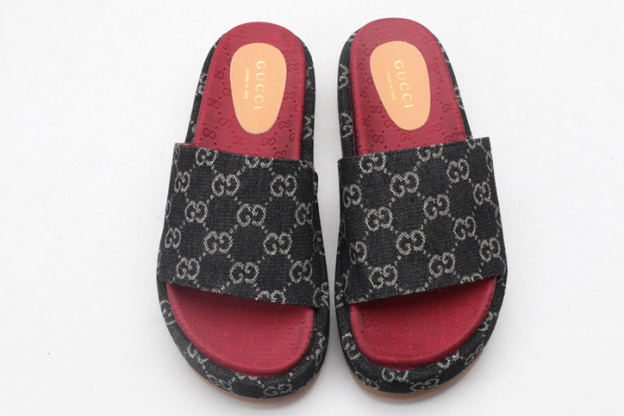 Gucc* Sandal75