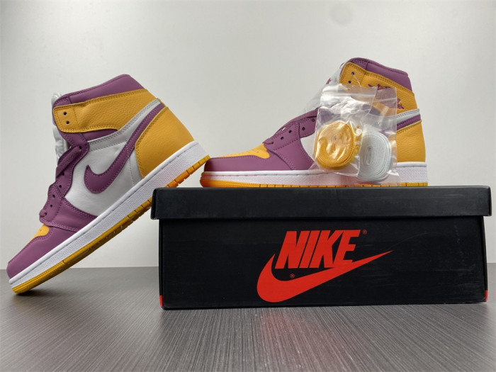 AIR JORDAN 1 BROTHERHOOD 555088-706