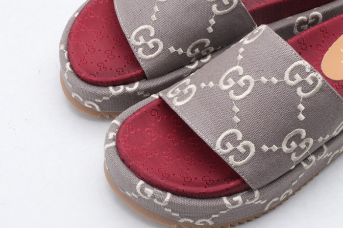 Gucc* Sandal78
