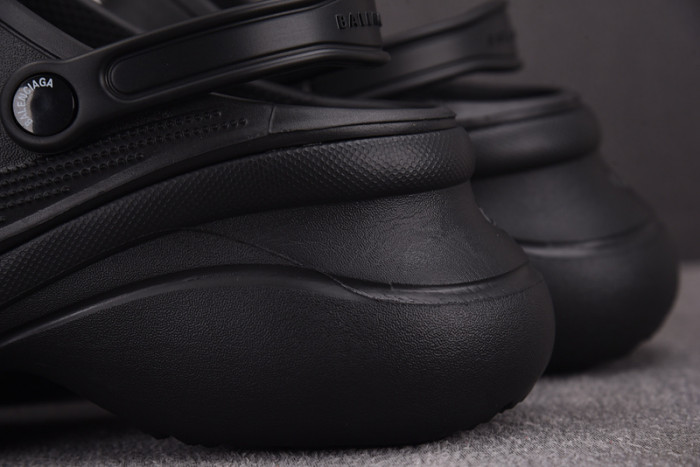 Balenciag* Sandal BCS00035