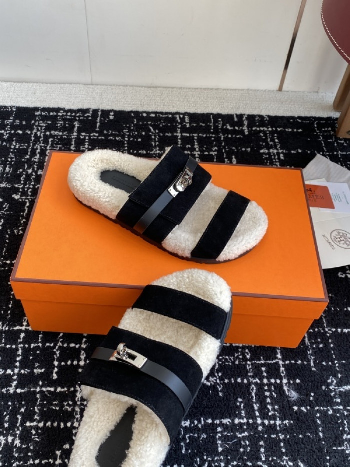 Balenciag* Sandal