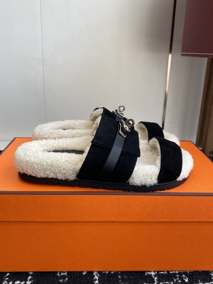 Balenciag* Sandal