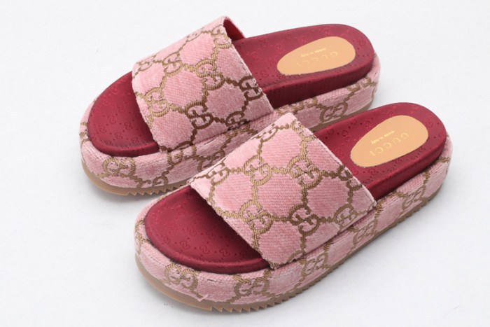 Gucc* Sandal83