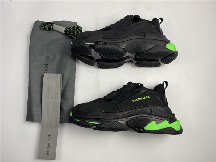 TRIPLES TRAINER SNEAKERS 2000024