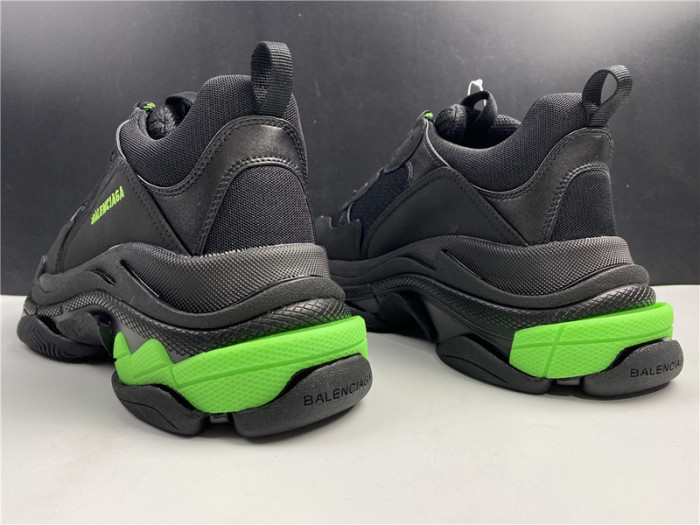 TRIPLES TRAINER SNEAKERS 2000024