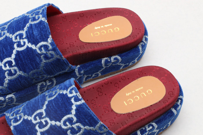Gucc* Sandal81