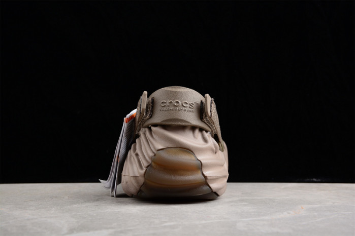crocs x Salehe Bembury C00004