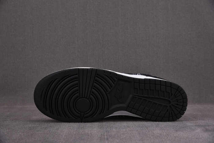 Nike Dunk Low WMNS “Black Paisley” DH4401-100