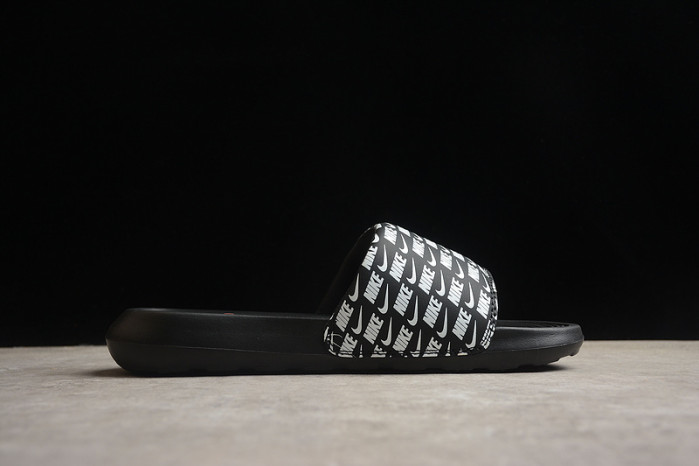 NIKE SANDALS N-001