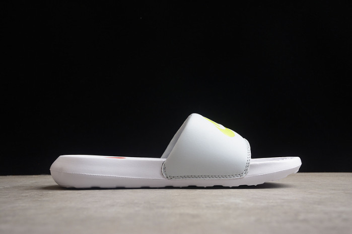 NIKE SANDALS N-006