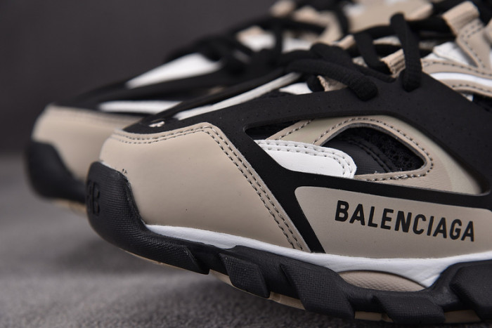 TRACK SNEAKER TS076