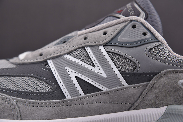 NEW BALANCE SNEAKER NB076