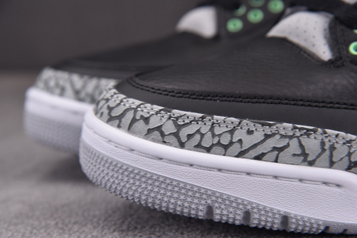 Jordan 3 Retro Green Glow CT8532-031