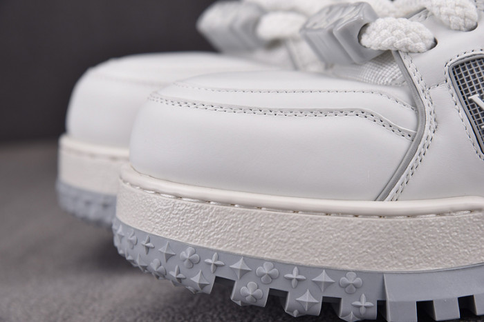 TRAINER MAXI TM010