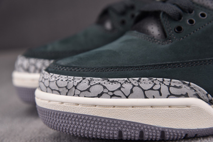 Jordan 3 Retro Off Noir (Women