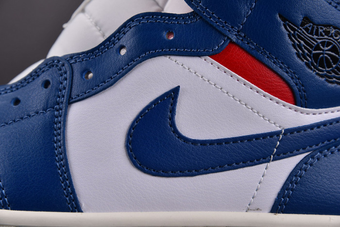 Air Jordan 1 Mid