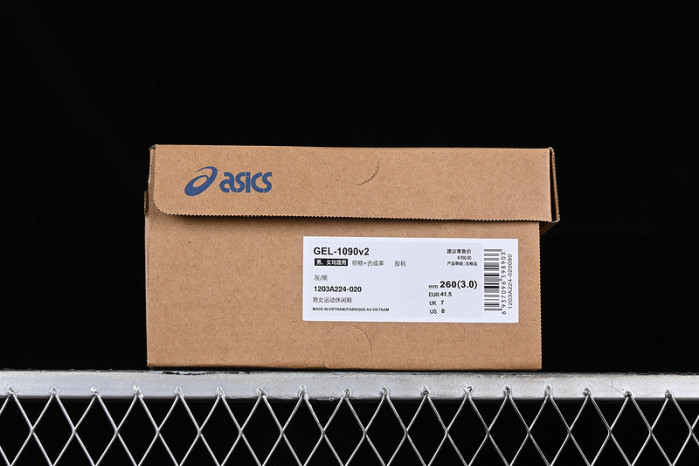 As*ic*s gel 1090v2