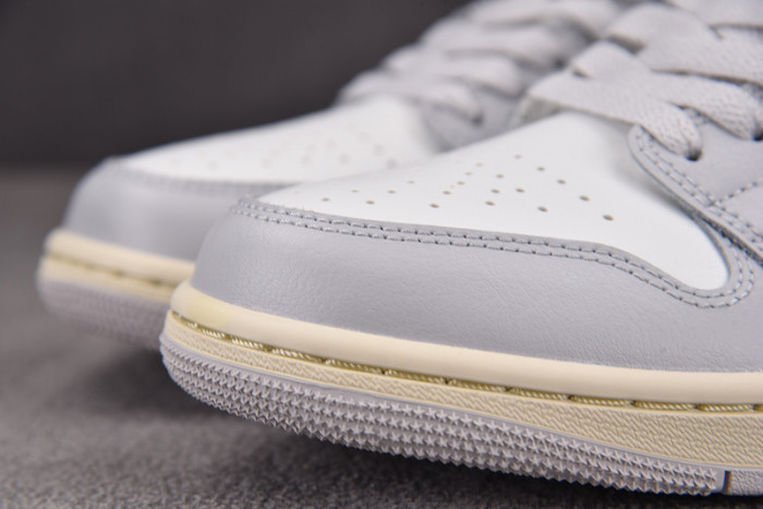 AIR JORDAN 1 LOW