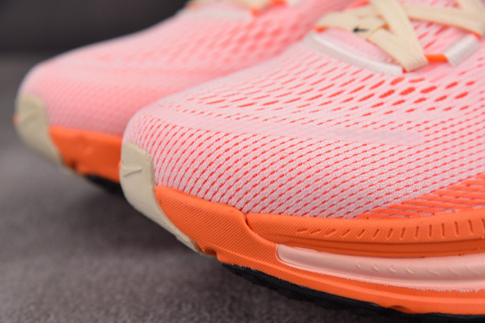 Nike Air Zoom Vomero 18 