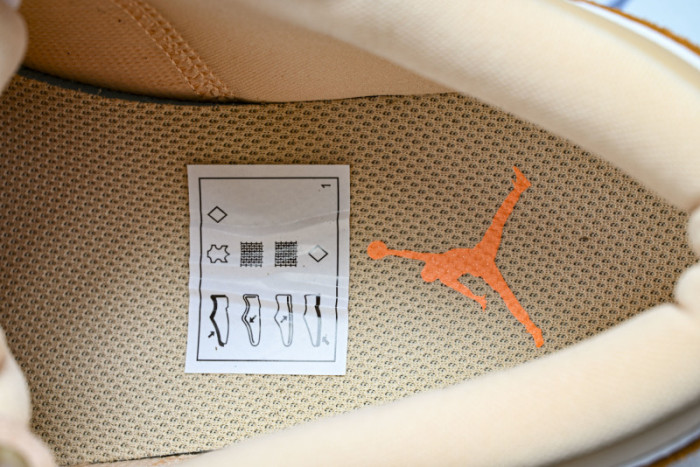 Wmns Air Jordan 1 Low 