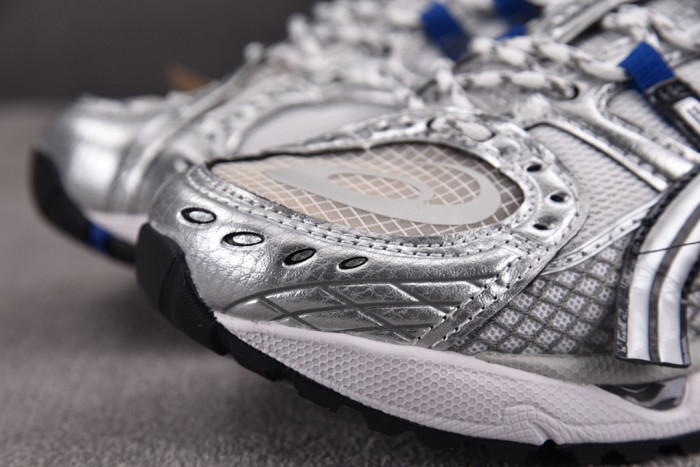 INVINCIBLE X Gel-Nimbus 10.1 