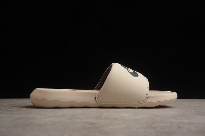 NIKE SANDALS N-022