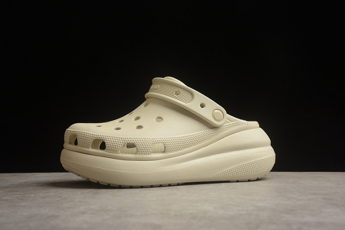 CROCS SCANDAL C00035