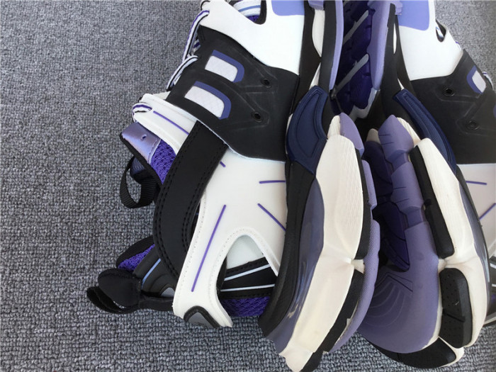 TRACK SNEAKER TS008