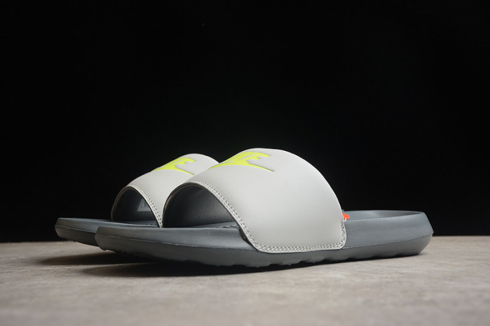 NIKE SANDALS N-005